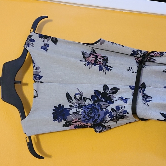 Elle size 4 dress - Picture 6 of 8